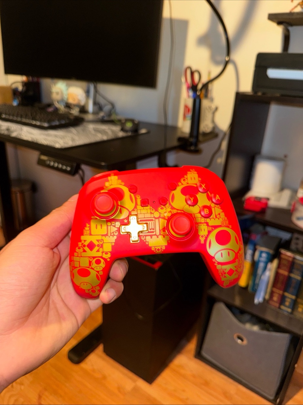 Nintendo Switch Controller Golden Mario (PowerA)